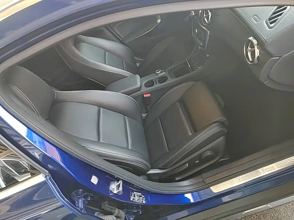 Mercedes-Benz GLA 2018 — фото 25