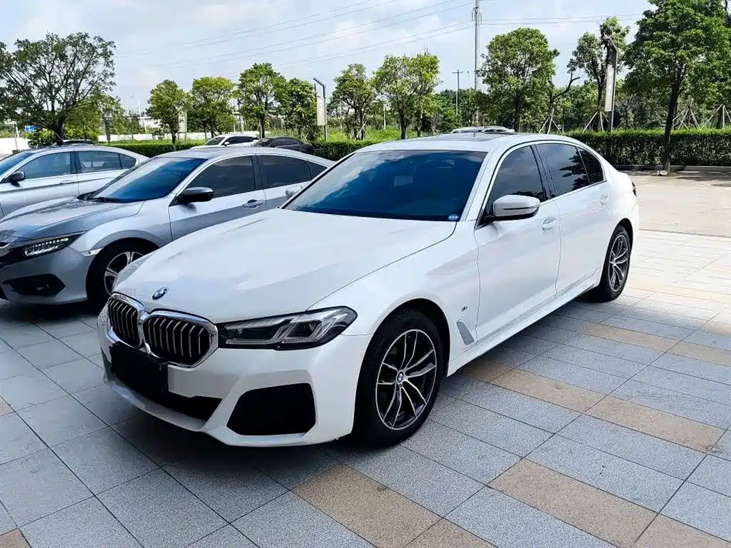 BMW 5 Series 2024