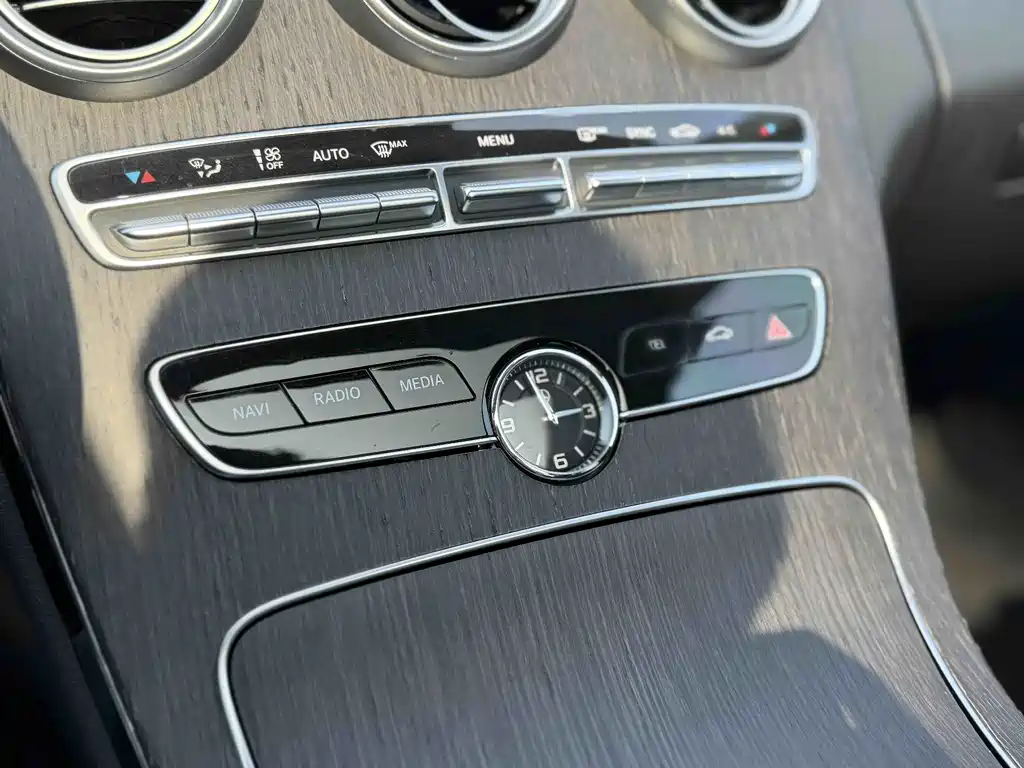 Mercedes-Benz C-Class 2019 — фото 16