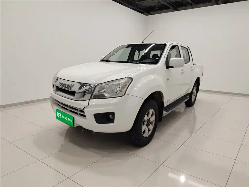 Isuzu RE-MAX 2016 — фото 1