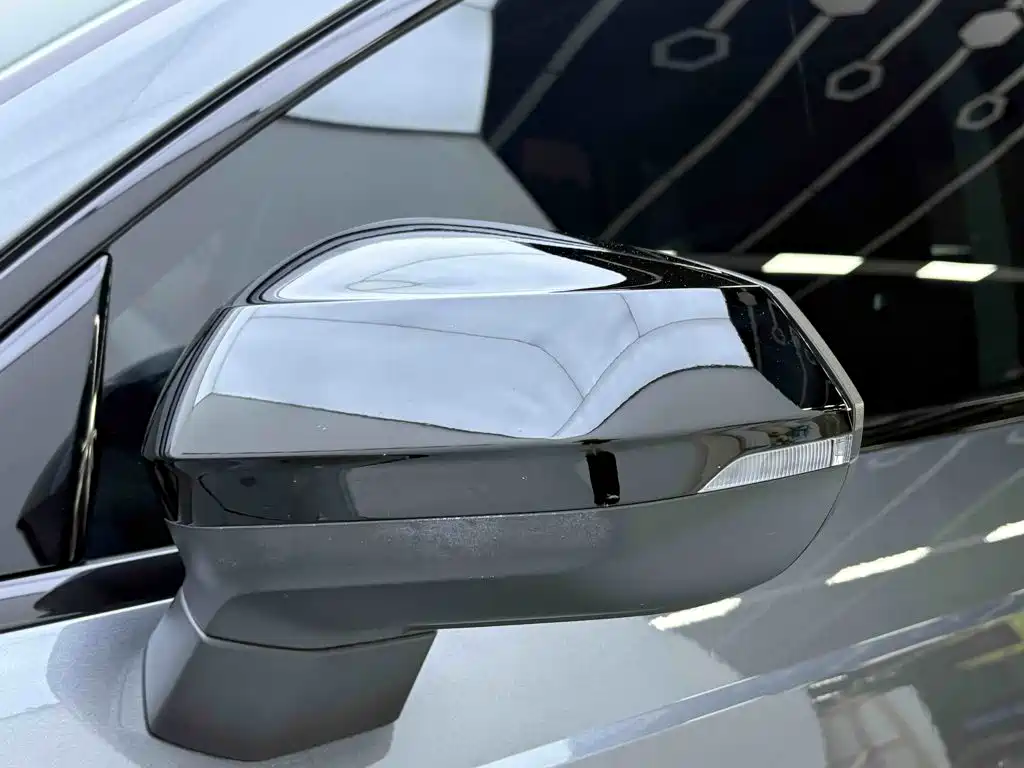 Audi Q3 2021 — фото 12