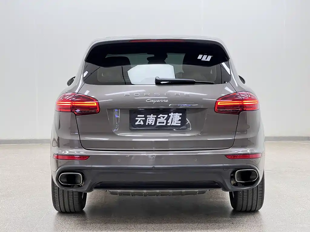 Porsche Cayenne 2015 — фото 5