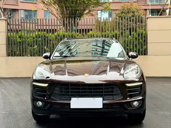 Porsche Macan 2016