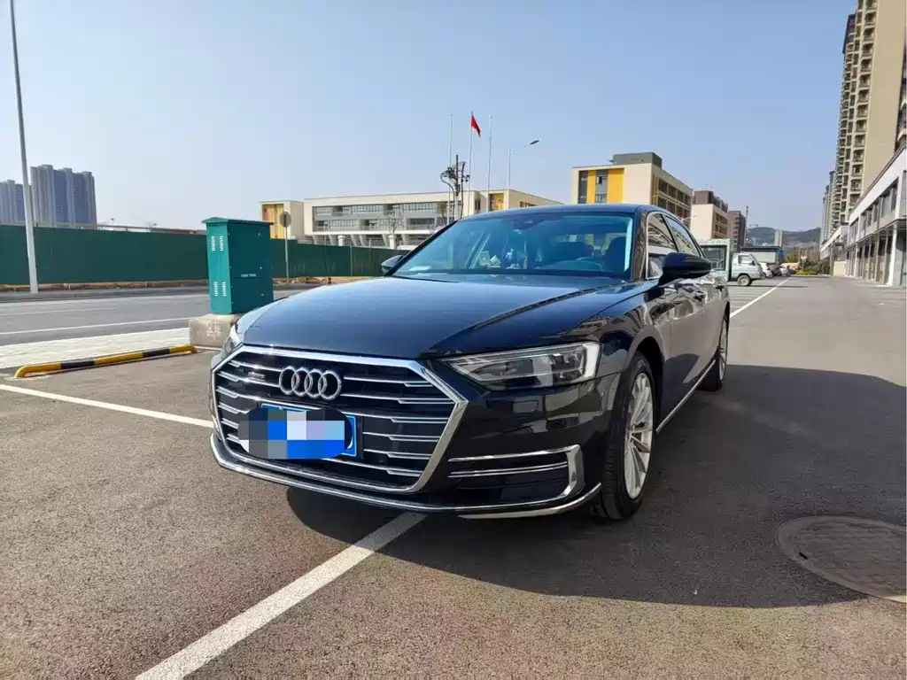 Audi A8 2022