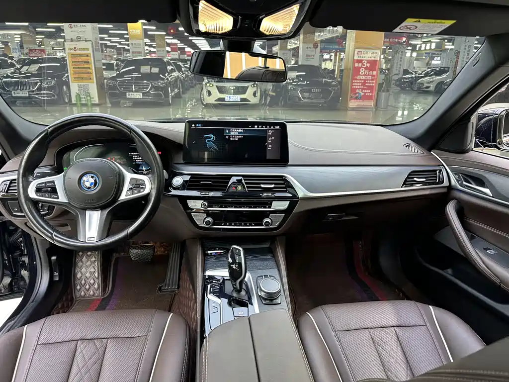 BMW 5 Series New Energy 2022 — фото 7