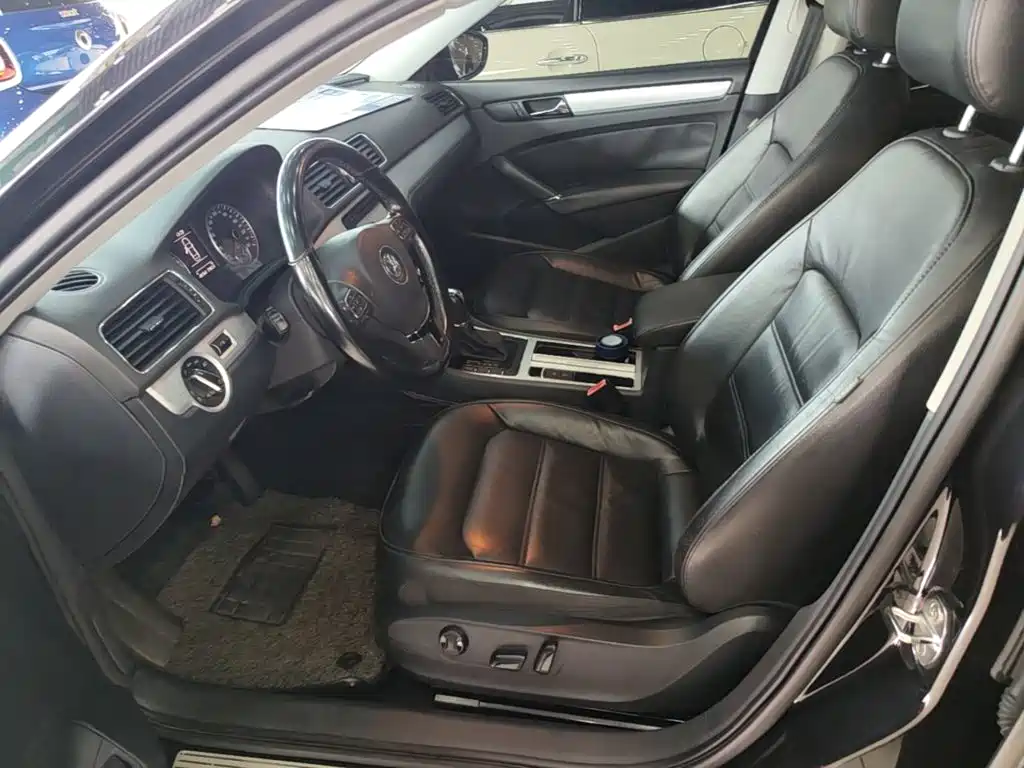 Volkswagen Passat 2015 — фото 11
