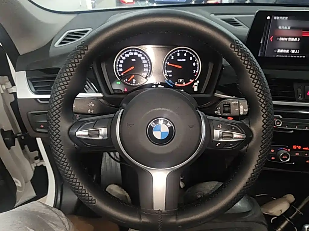 BMW X1 2021 — фото 11