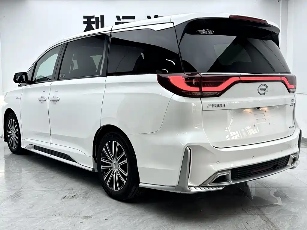 GAC Motor Trumpchi M8 2021 — фото 18