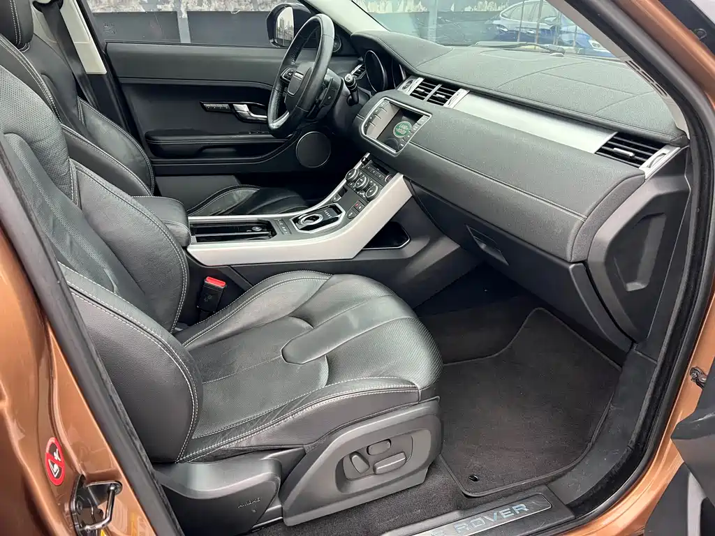 Land Rover Evoque 2014 — фото 10