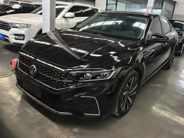 Volkswagen Passat 2022