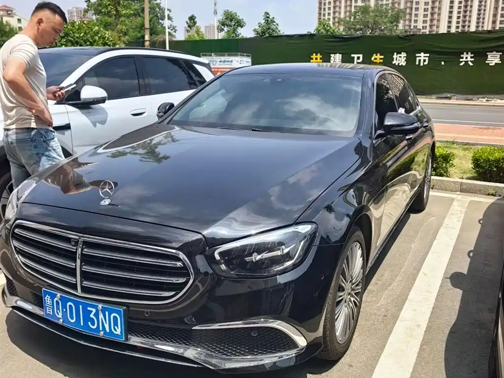 Mercedes-Benz E-Class 2021