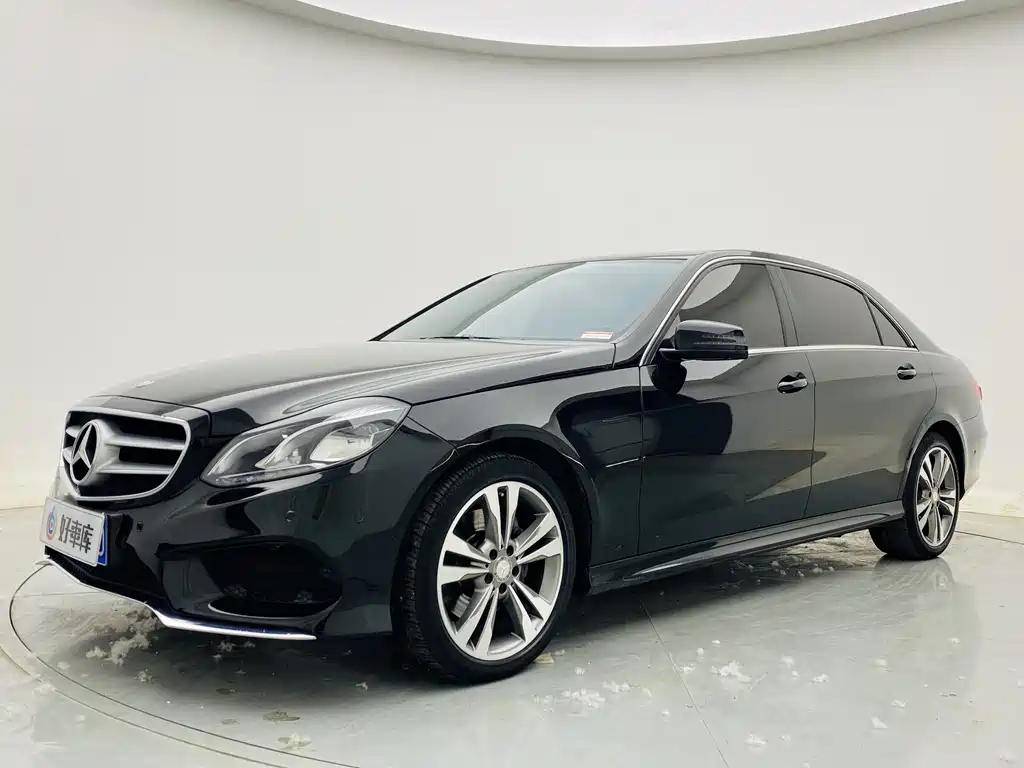 Mercedes-Benz E-Class 2015 — фото 1