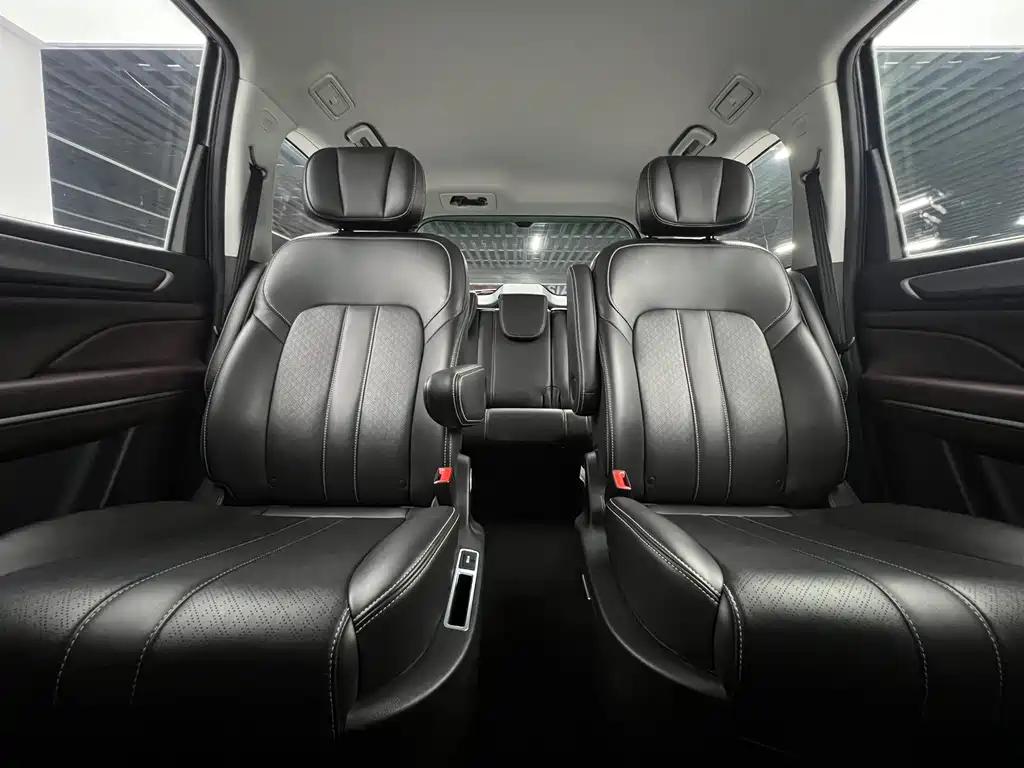 GAC Motor Trumpchi M6 2021 — фото 17