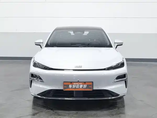 Geely Galaxy Starshine 8 2025