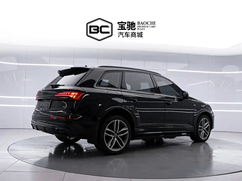 Audi Q7 2025 — фото 3