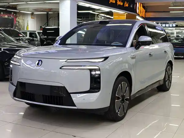 Denza N8L 2025
