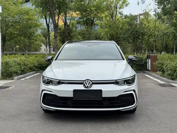 Volkswagen Golf 2022