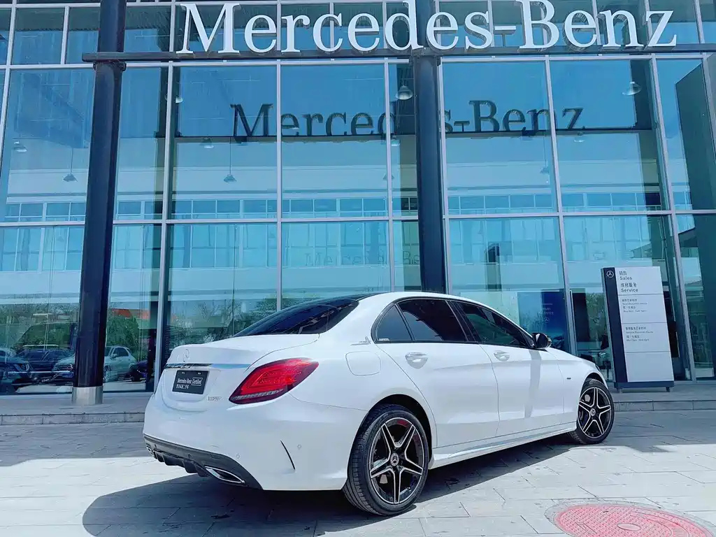 Mercedes-Benz C-Class 2020