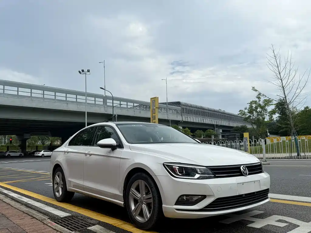 Volkswagen Lamando 2016