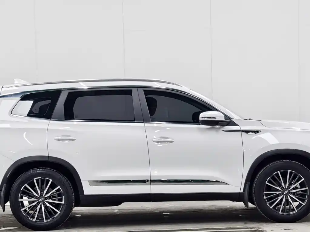 Chery Tiggo 8 PLUS 2021 — фото 8