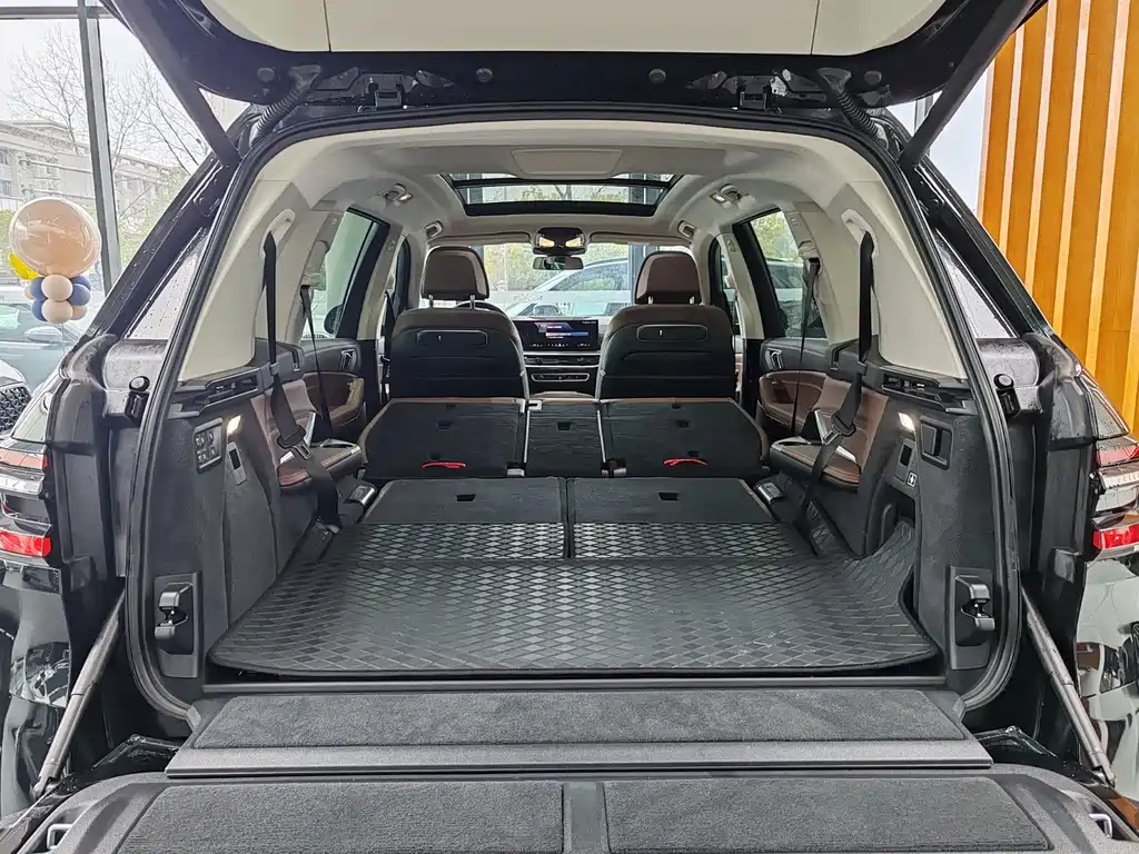 BMW X7 2023 — фото 18