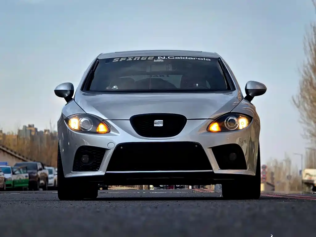 SEAT Leon 2013 — фото 2