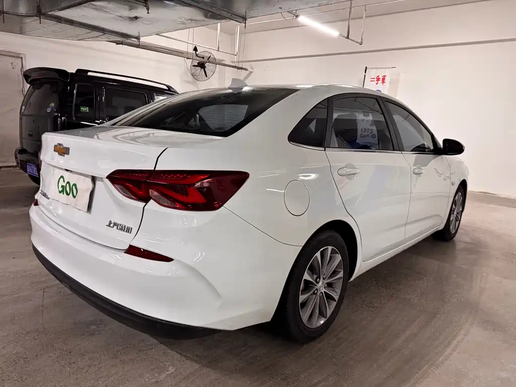 Chevrolet Cruze 2021