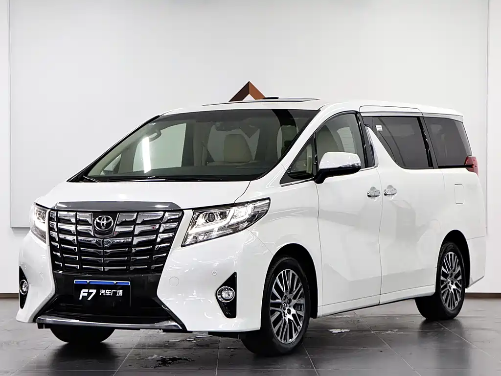 Toyota Alphard 2017 — фото 1