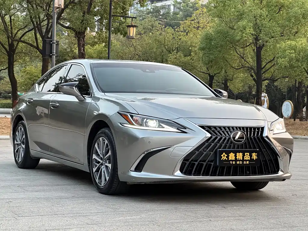 Lexus ES 2022 — фото 3