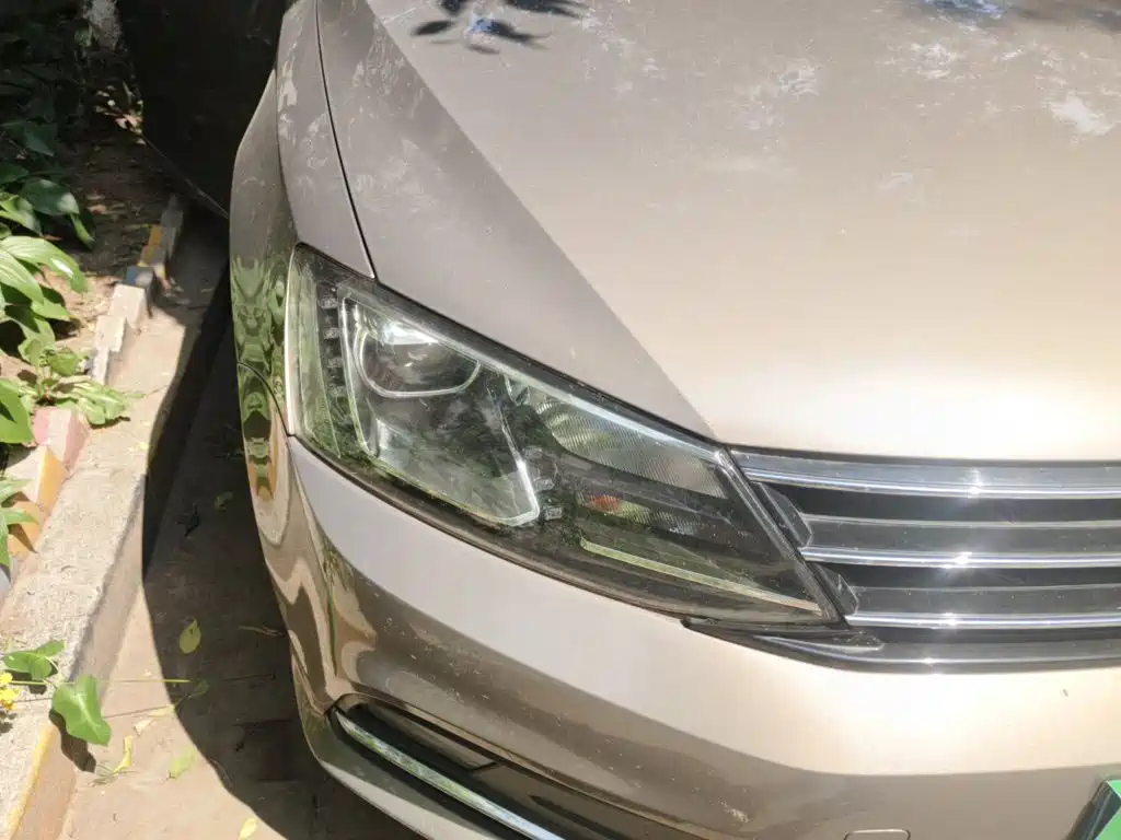 Volkswagen Sagitar 2017