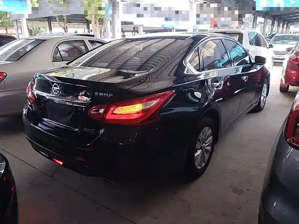 Nissan Teana 2018