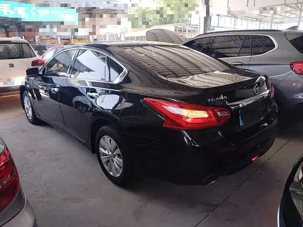 Nissan Teana 2018