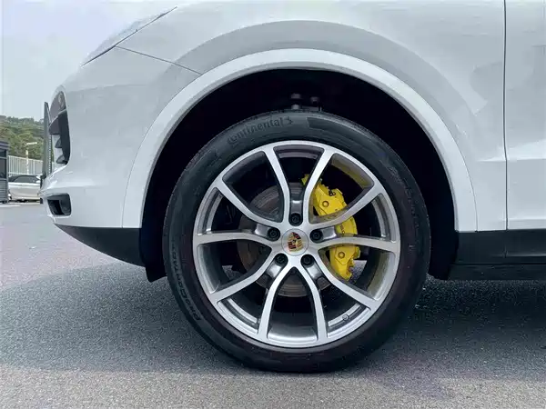 Porsche Cayenne 2020