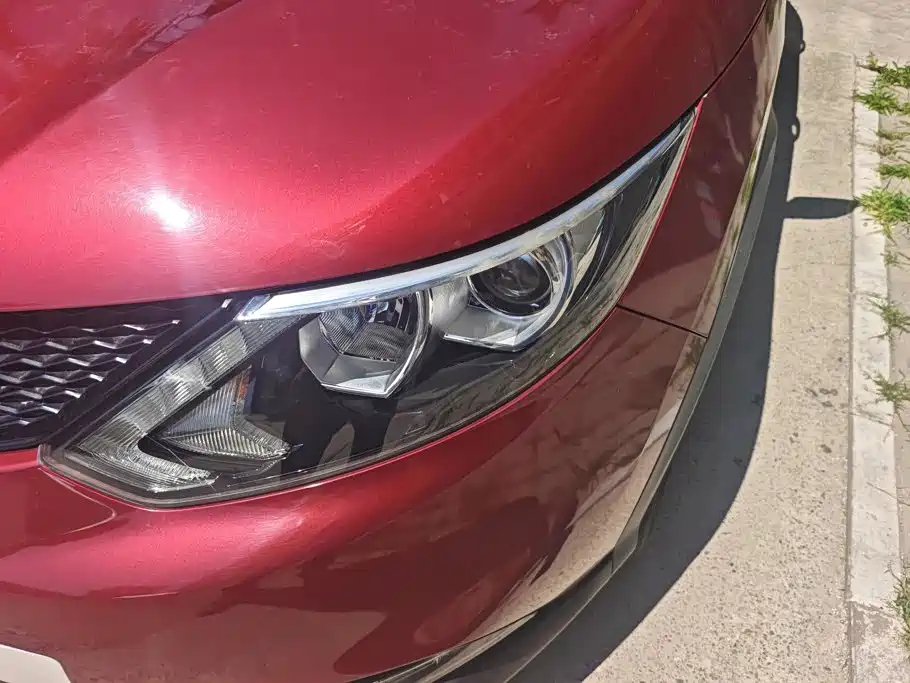 Nissan Qashqai 2015
