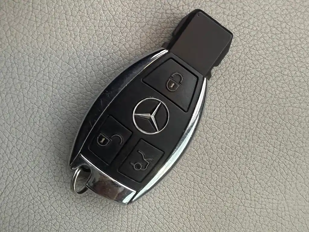 Mercedes-Benz S-Class 2011 — фото 14