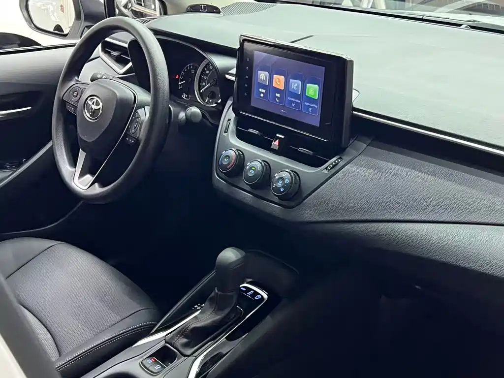Toyota Corolla 2022 — фото 18