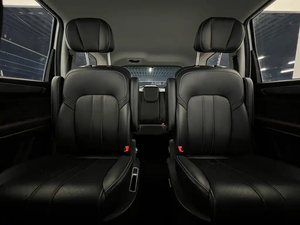GAC Motor Trumpchi M6 2023 — фото 15