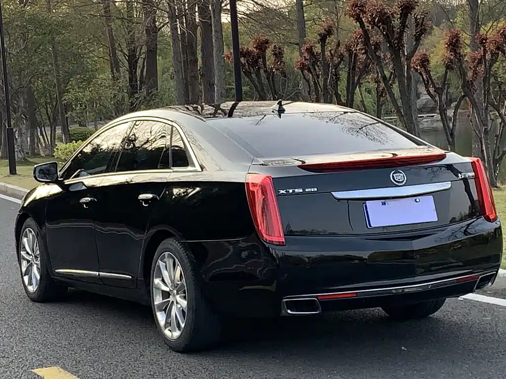 Cadillac XTS 2014 — фото 6