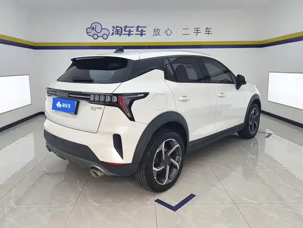 Lynk & Co 06 EM-P 2021