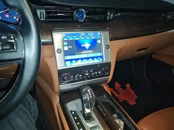Maserati Quattroporte 2016