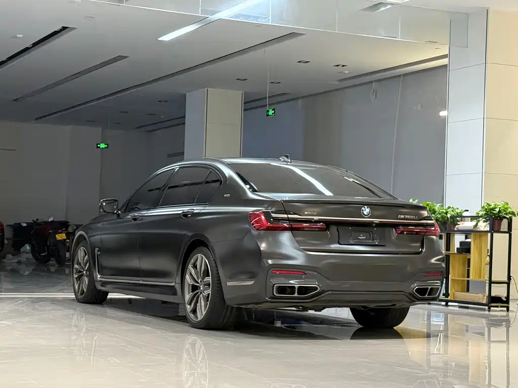 BMW 7 Series 2020 — фото 14