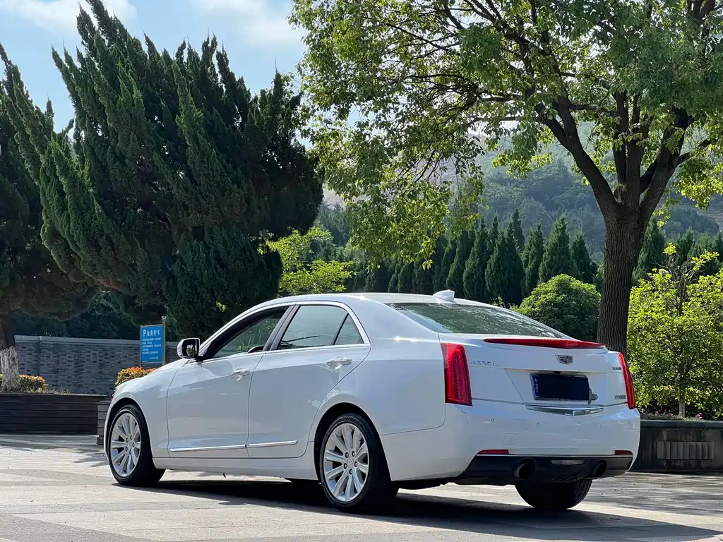 Cadillac ATS-L 2017 — фото 16