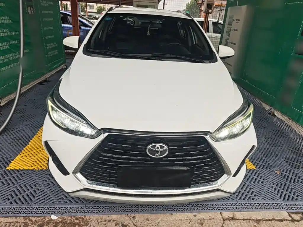 Toyota Yaris L 2020