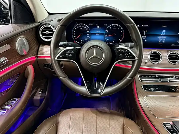 Mercedes-Benz E-Class 2021