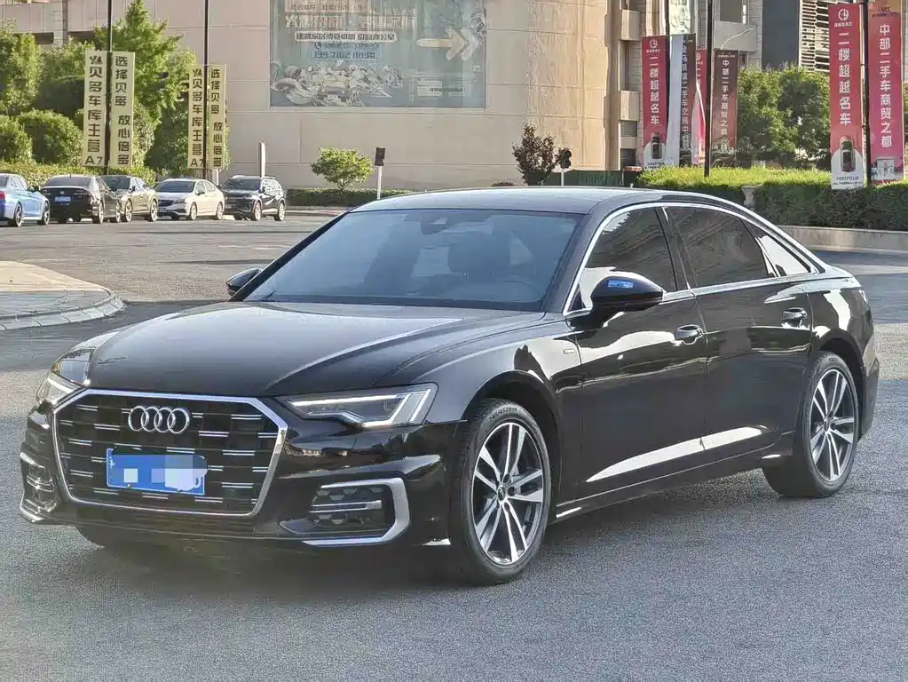 Audi A6L 2022