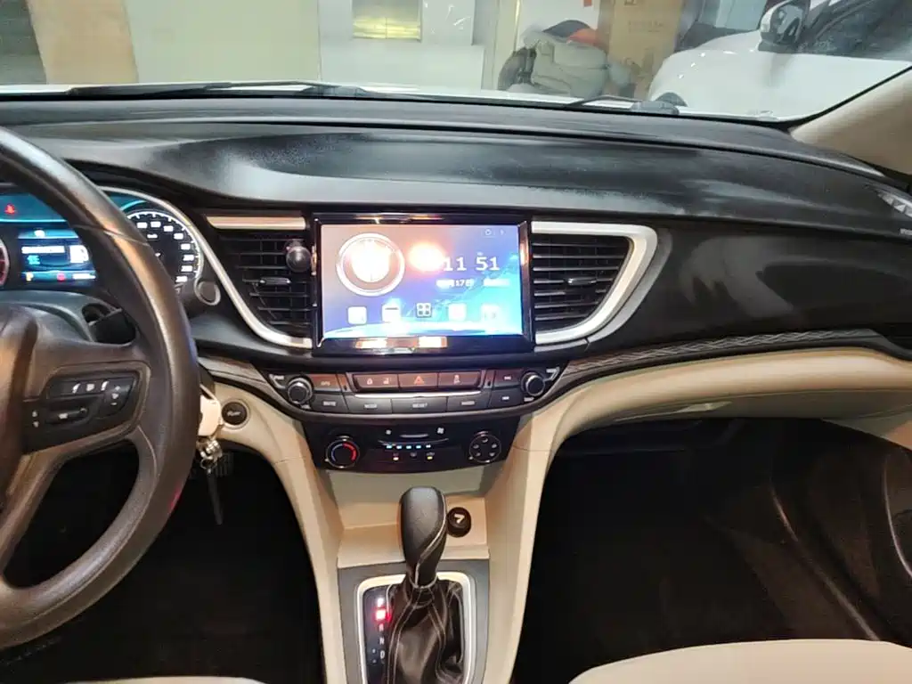 Buick Excelle 2016 — фото 13