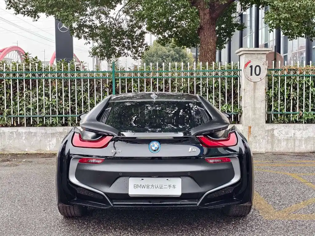 BMW i8 2018 — фото 5