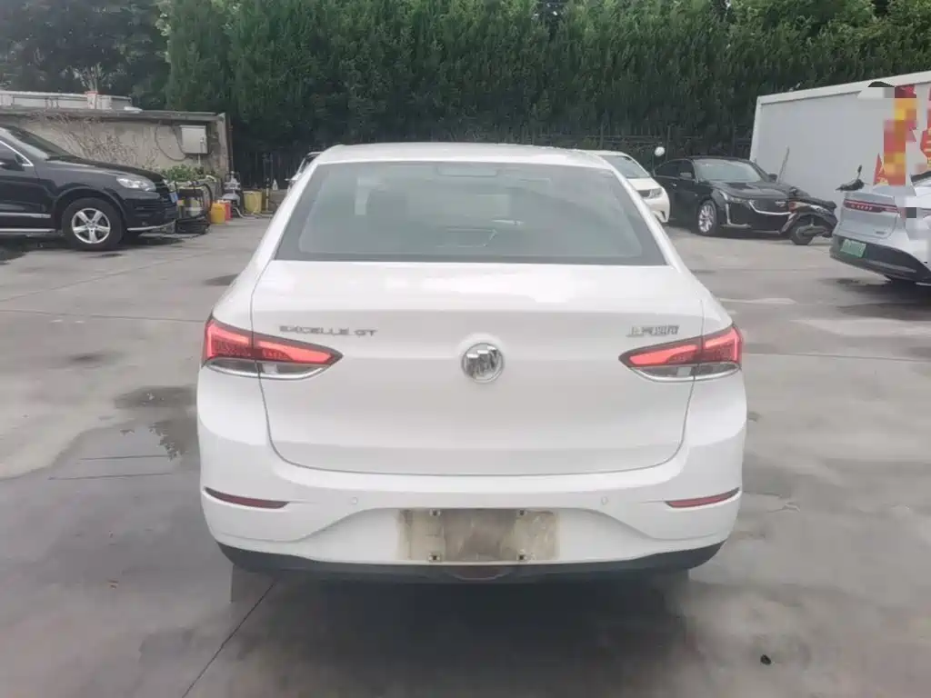 Buick Excelle 2021