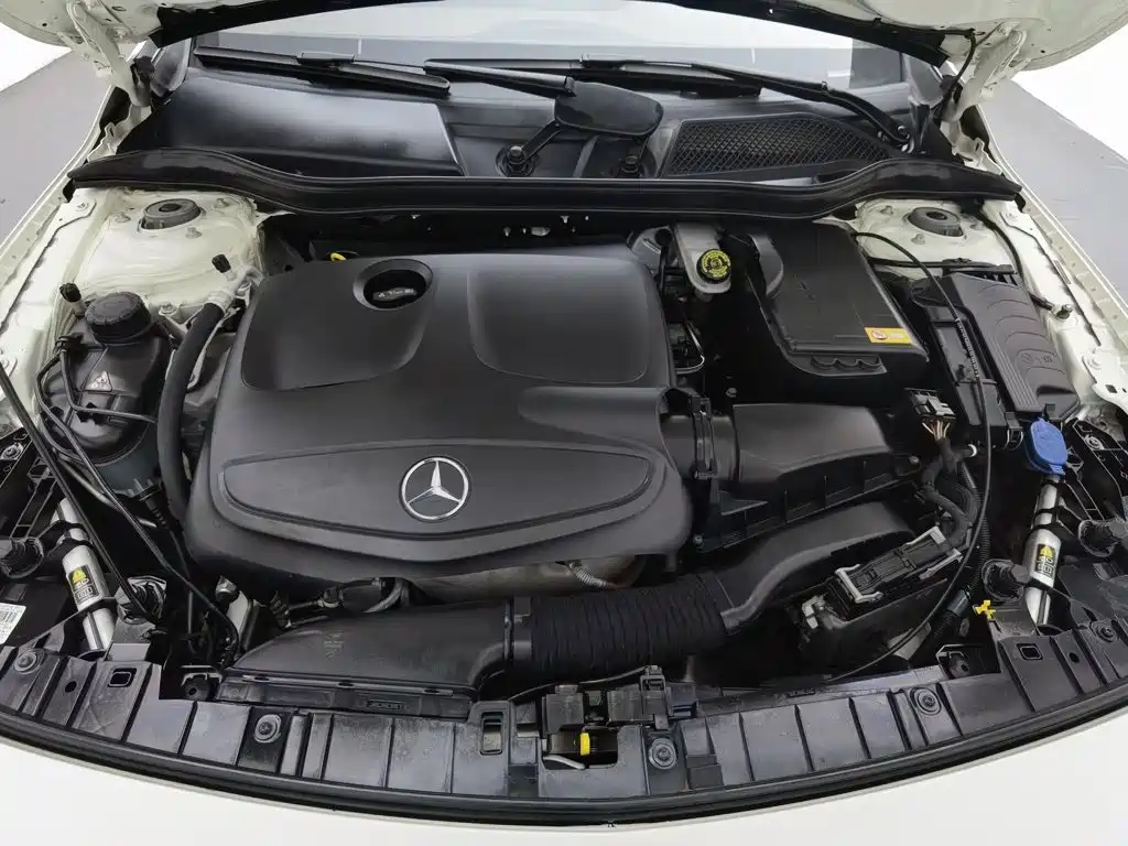 Mercedes-Benz GLA 2015