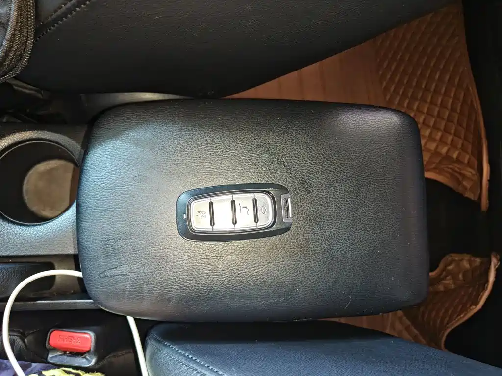 Nissan Tiida 2015 — фото 9